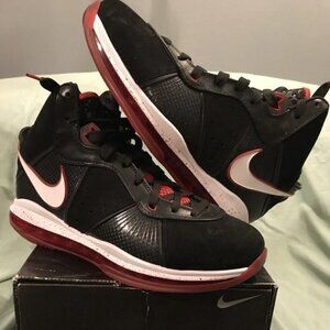 DS Nike Lebron 8 VIII Black Red Miami Heat Elite 417098-002 (828) - Size 9.5